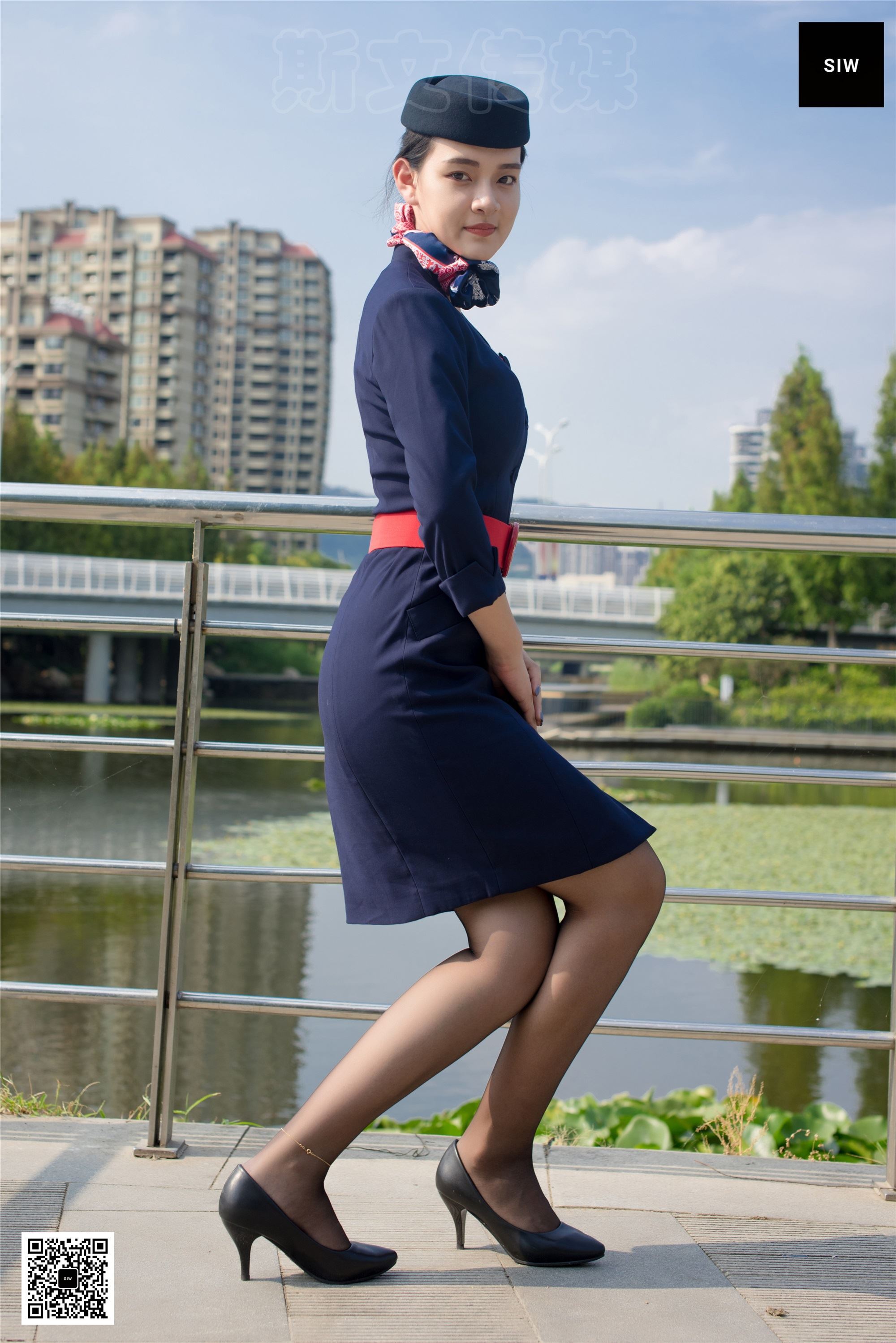 SIW斯文传媒 051 东航工装制服帽子丝巾套裙四件套 - 思琪